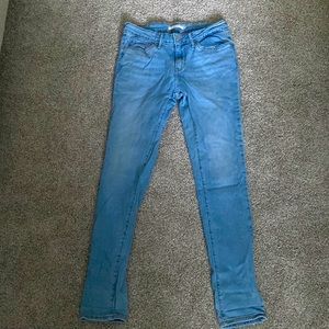 Levi’s 711 skinny jeans. Size 27.